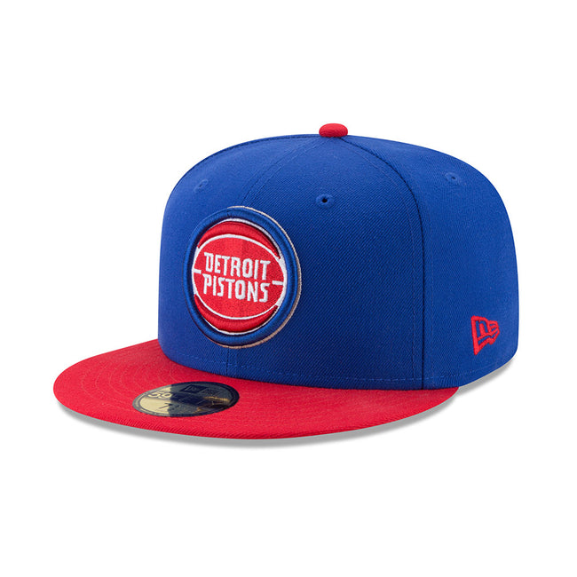 Mitchell & Ness Pistons Two18 Fitted Hat / 7 1/8